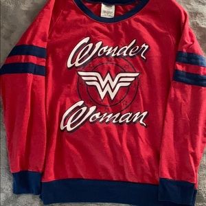 Wonder Woman Sweatshirt in GUC